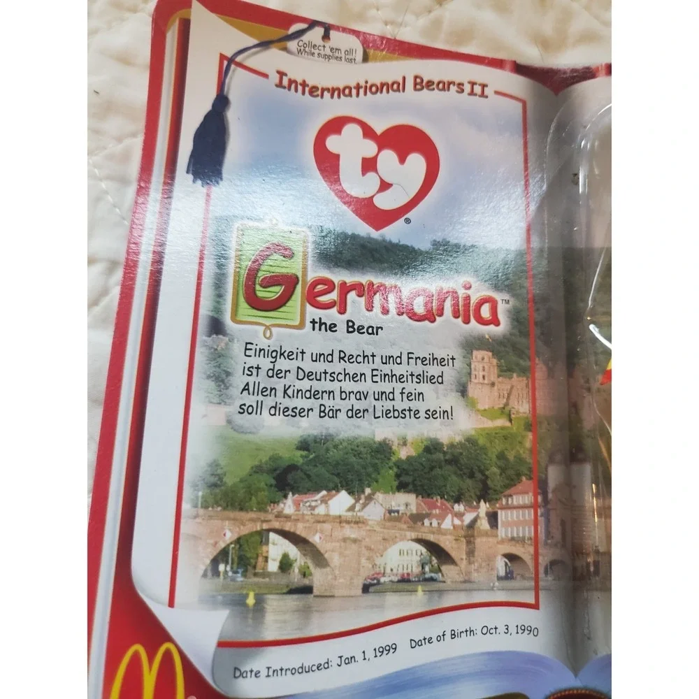 Germania the Bear Ty Beanie Baby NEW! Retired International Bears II 2000 Sealed